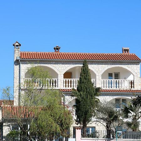Villa Kiki โรวีน ภายนอก รูปภาพ